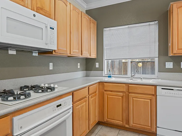 6295 Pebble Beach Dr — Photo 8