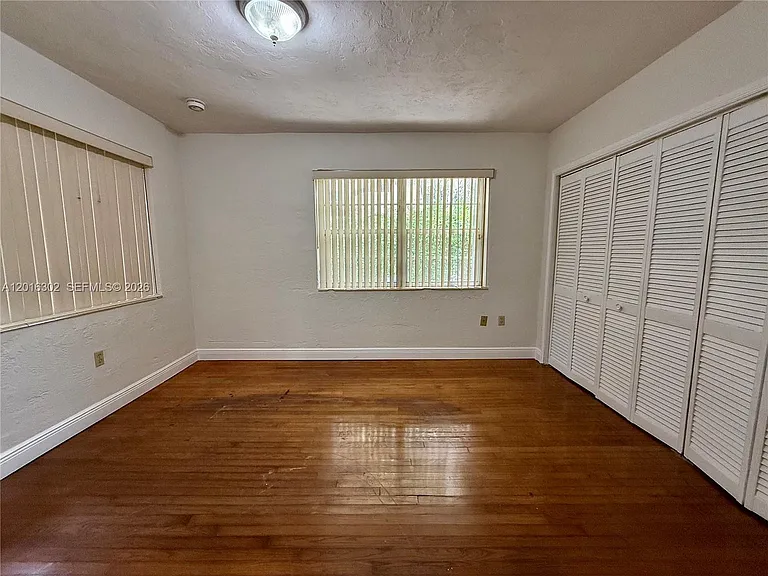 110 Antilla Ave — Photo 13