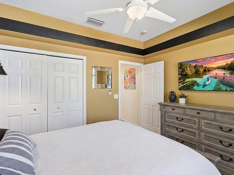 1020 W Rollingwood Ct — Photo 35