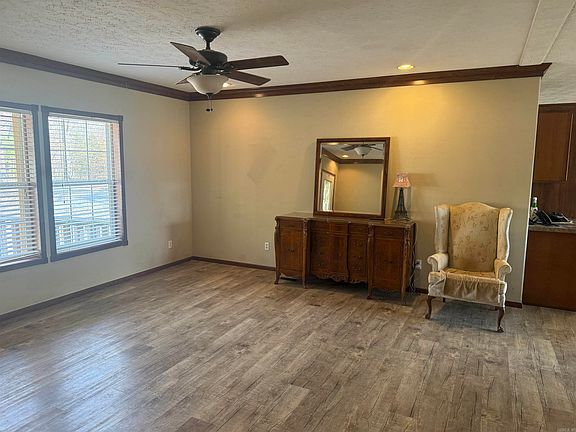 3rd image of 330 Cooter Neck Rd