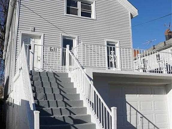 2nd image of 611 Underhill Ave