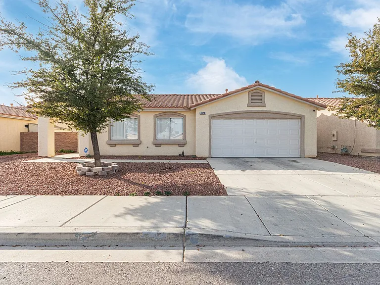 4929 Ferrell St — Photo 1
