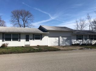 719 E Monroe St, Herrin, IL 62948