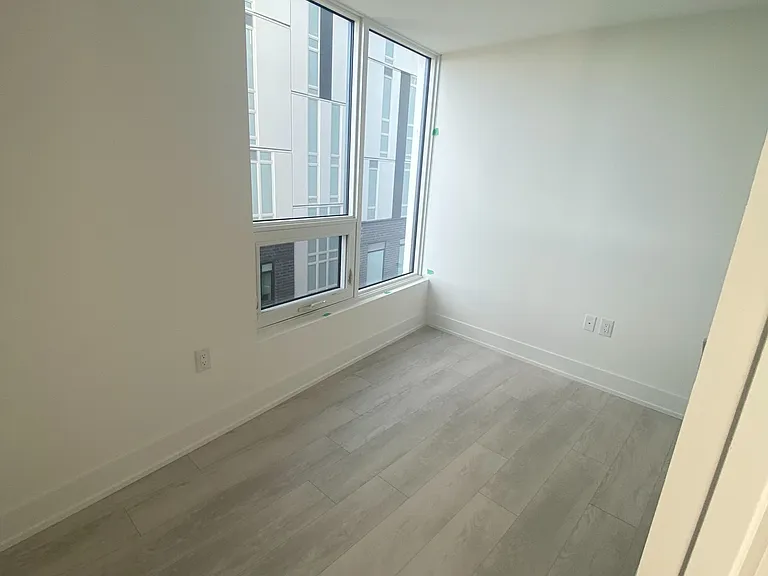 2450 Old Bronte Rd #417 — Photo 9