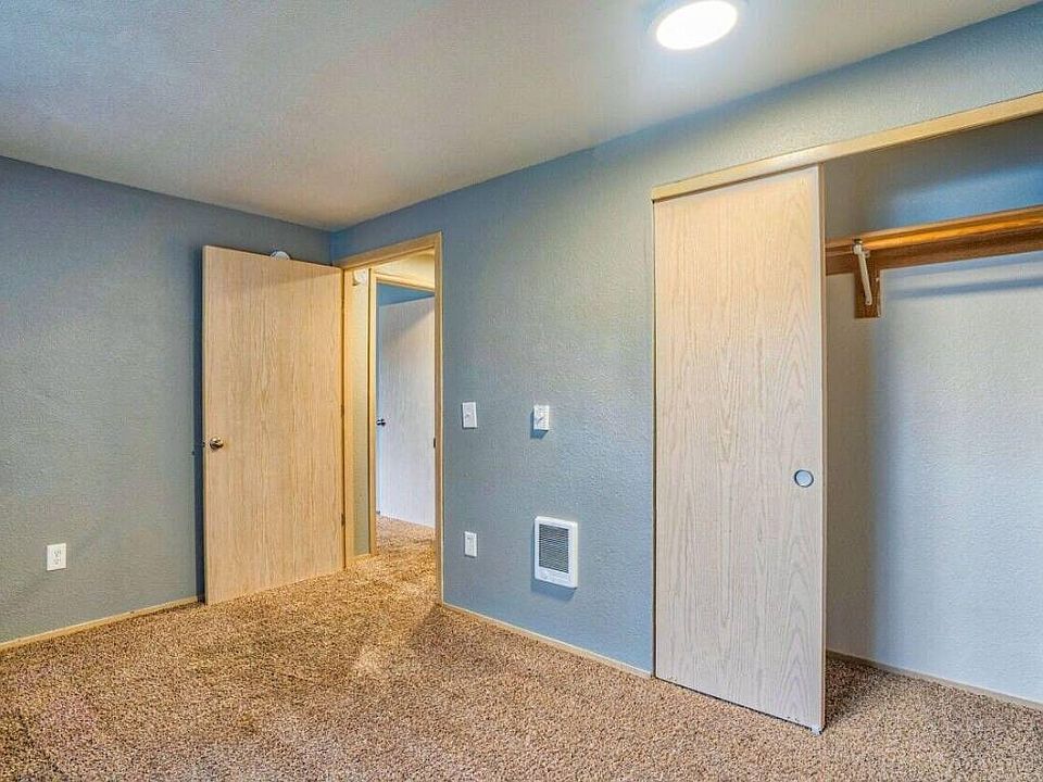 Oak Park Village Apartments 4495 Pacifica Way NE Salem OR Zillow