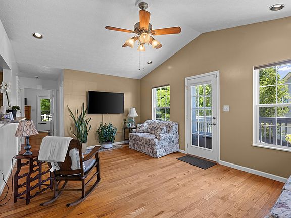 4th image of 1234 Liberty Hall Dr