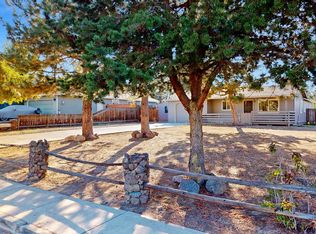 2015 SW 20th St, Redmond, OR 97756