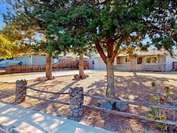2015 SW 20th St, Redmond, OR 97756