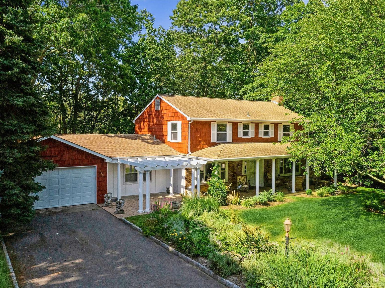 925 Long Creek Drive, Southold, NY 11971 | Zillow