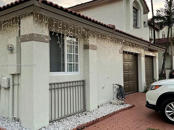 3rd image of 11480 NW 50th Ter