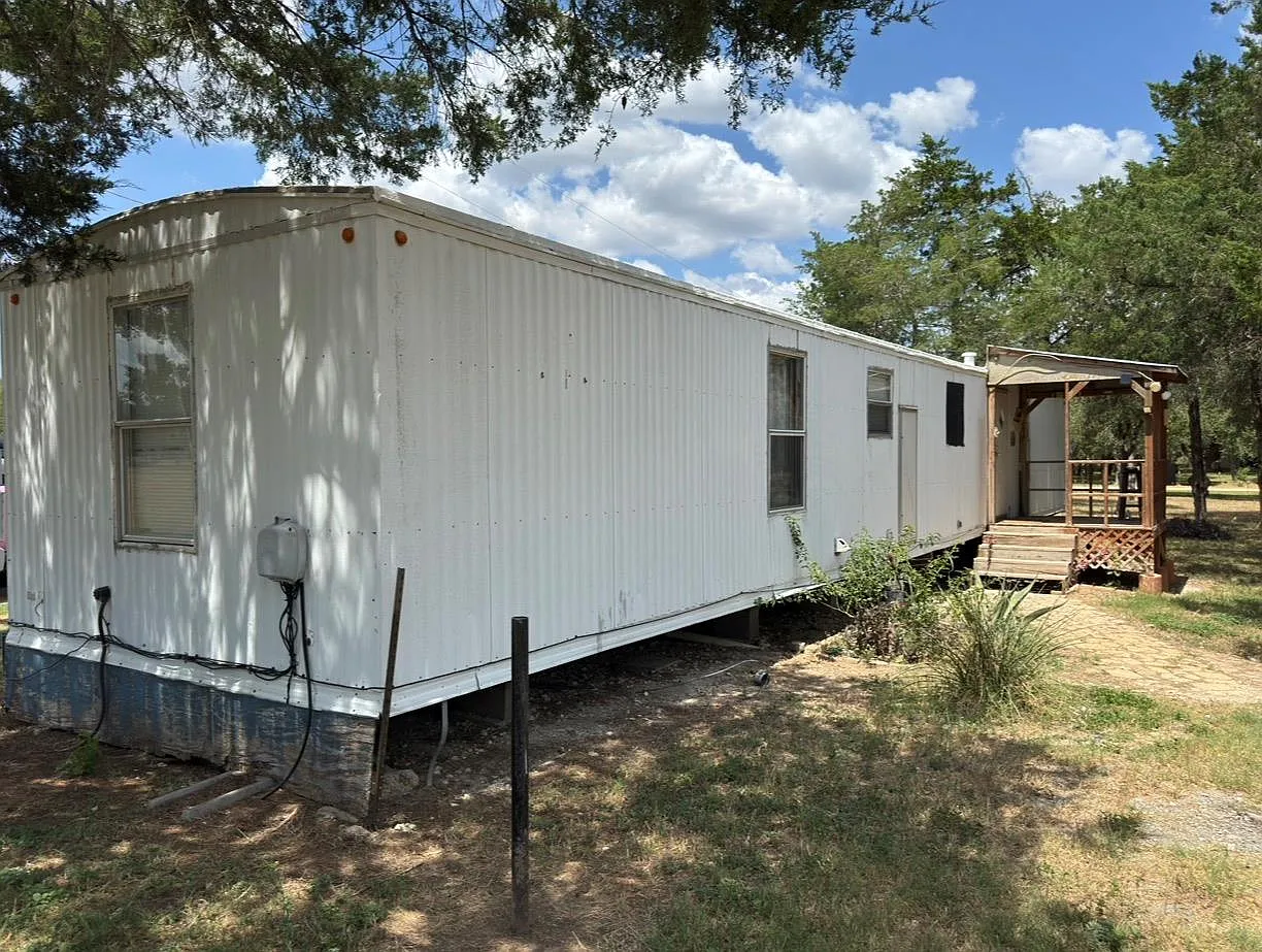 2 bed, 1.0 bath, 1000 sqft, $1,200 — Photo 4