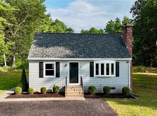 78 Vine St, Coventry, RI 02816