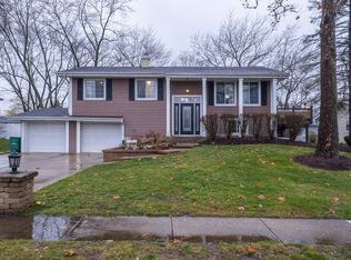2S142 Glen Ave, Lombard, IL 60148