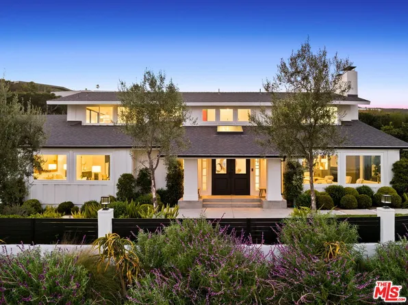 16661 Charmel Ln, Pacific Palisades, CA 90272