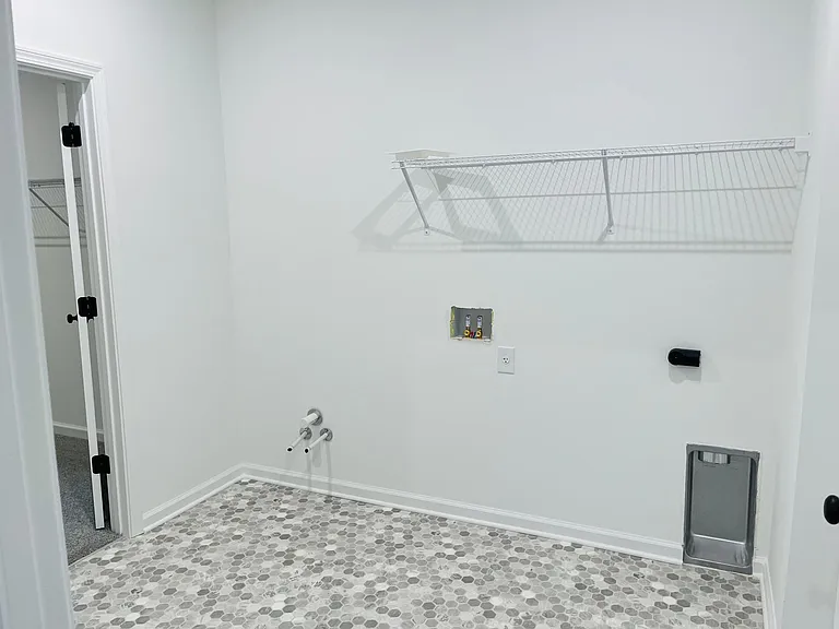 14418 Shrawley Ct — Photo 23