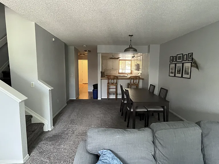 2823 Springdale Ln — Photo 3