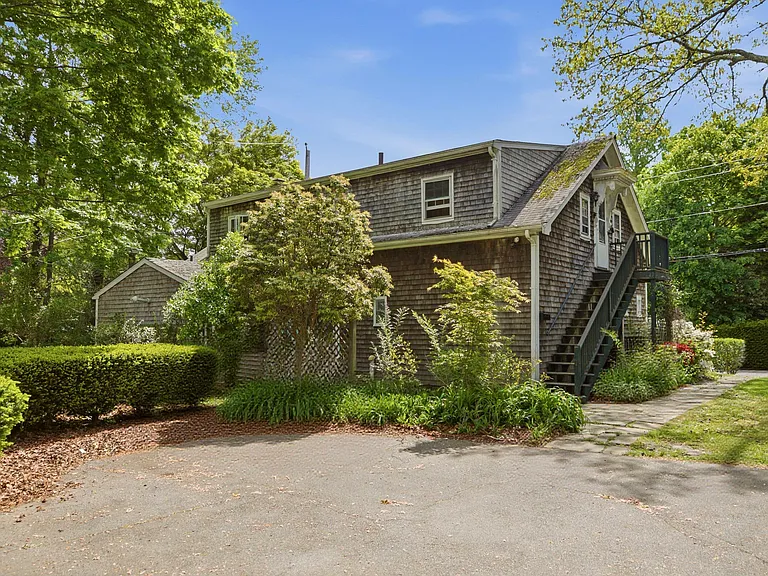 40 Catherine St — Photo 28