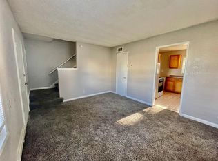9532 Charlotte St, Kansas City, MO 64131