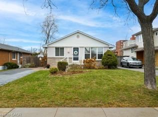 20 Cardinal Dr, Hamilton, ON L9A 4H4