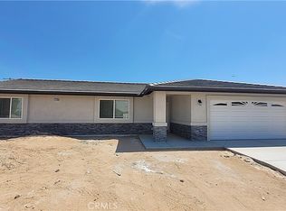 21109 Sioux Rd, Apple Valley, CA 92308