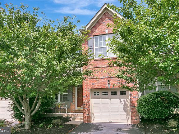 2nd image of 2580 Wellington Way