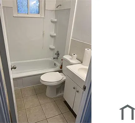 3 bed, 950 sqft, $1,600 — Photo 3