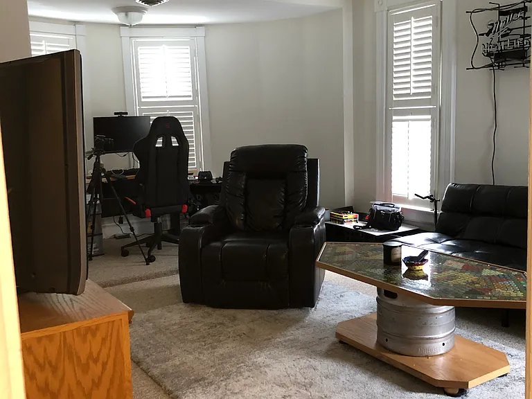 315 N Thayer St #7 — Photo 14