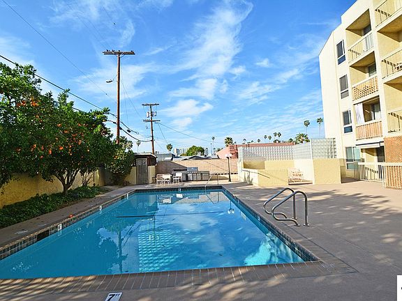 2nd image of 5143 Bakman Ave