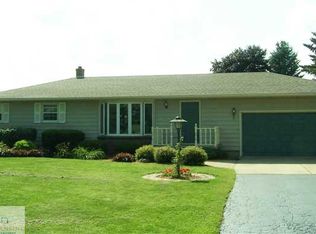 4180 Smithville Rd, Eaton Rapids, MI 48827