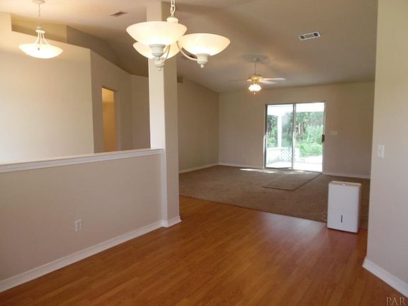 5th image of 6064 Yellow Rose Dr
