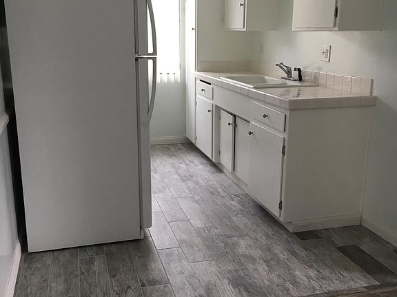 3rd image of 5125 Denny Ave APT 7