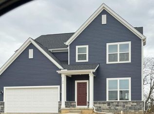 36 Erin Hills Rd, Commercial Pt, OH 43116