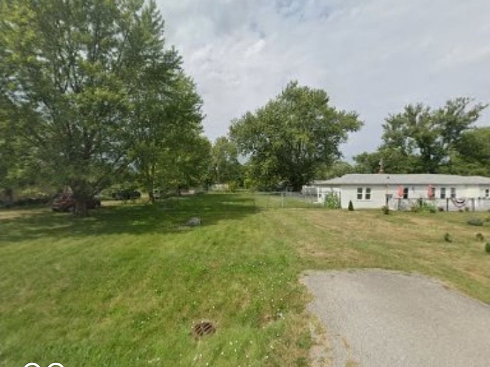 2nd image of 3250 Fisher Rd