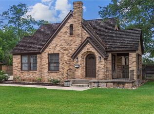 211 Pershing Ave, College Station, TX 77840