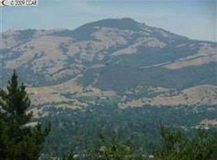 16 Hillside Dr, Danville, CA 94526