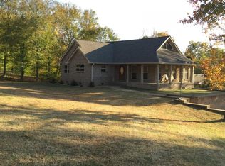 1699 E Beaverdam Rd, Centerville, TN 37033