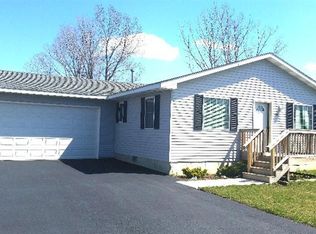 2729 New Hampshire St, Lake Station, IN 46405