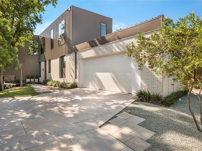 47 Vanguard Way, Dallas, TX, 75243