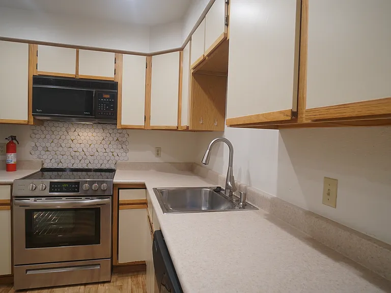 2805 Sundown Ln #312 — Photo 30