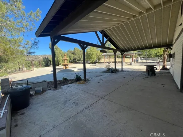 37220 Quarter Valley Rd, Temecula, CA 92592