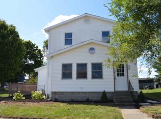 216 W Garfield St, Ashley, IN 46705