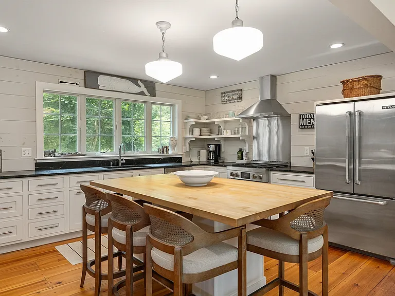 71 W Atlantic Ave — Photo 6