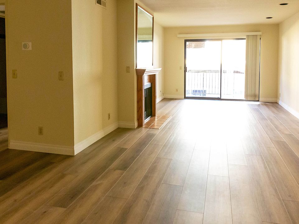 Living Room & Balcony
