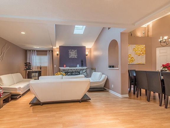 4th image of 2527 Piedmont Ave