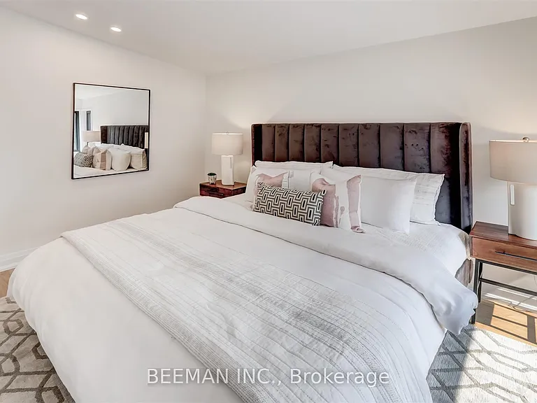188 Wilfred Ave — Photo 14