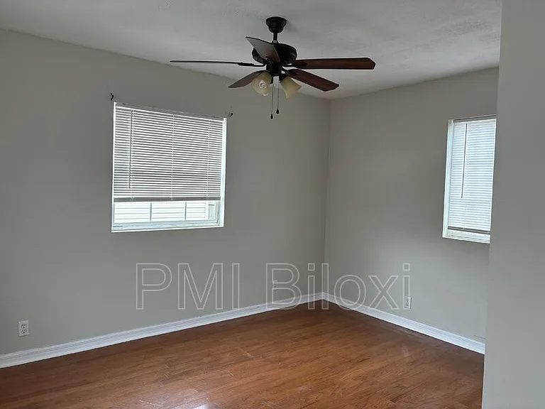 391 Rodeo Dr — Photo 26