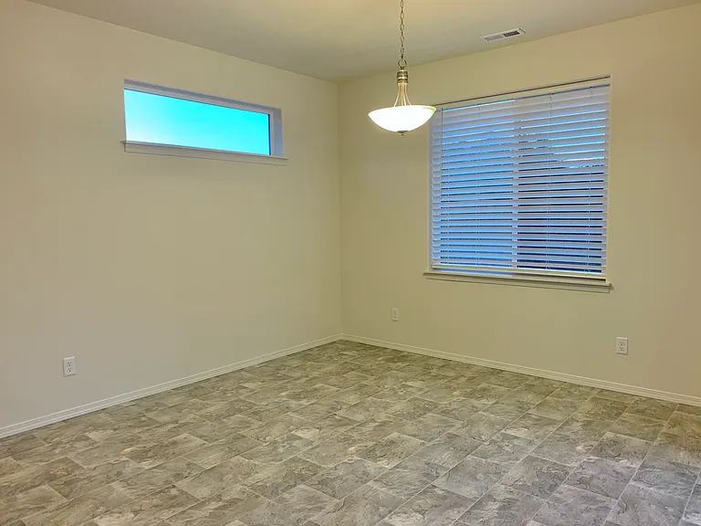 2417 Imperial Dr NW — Photo 5
