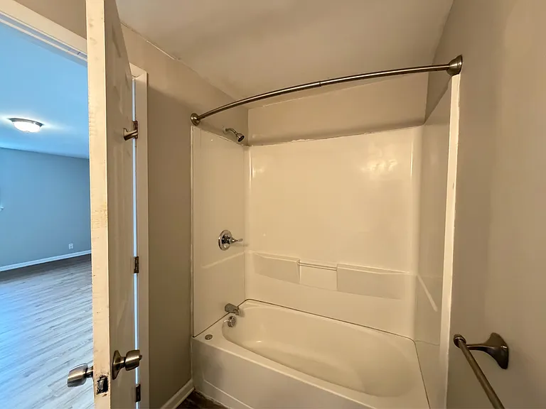 118 Denrose Dr — Photo 25
