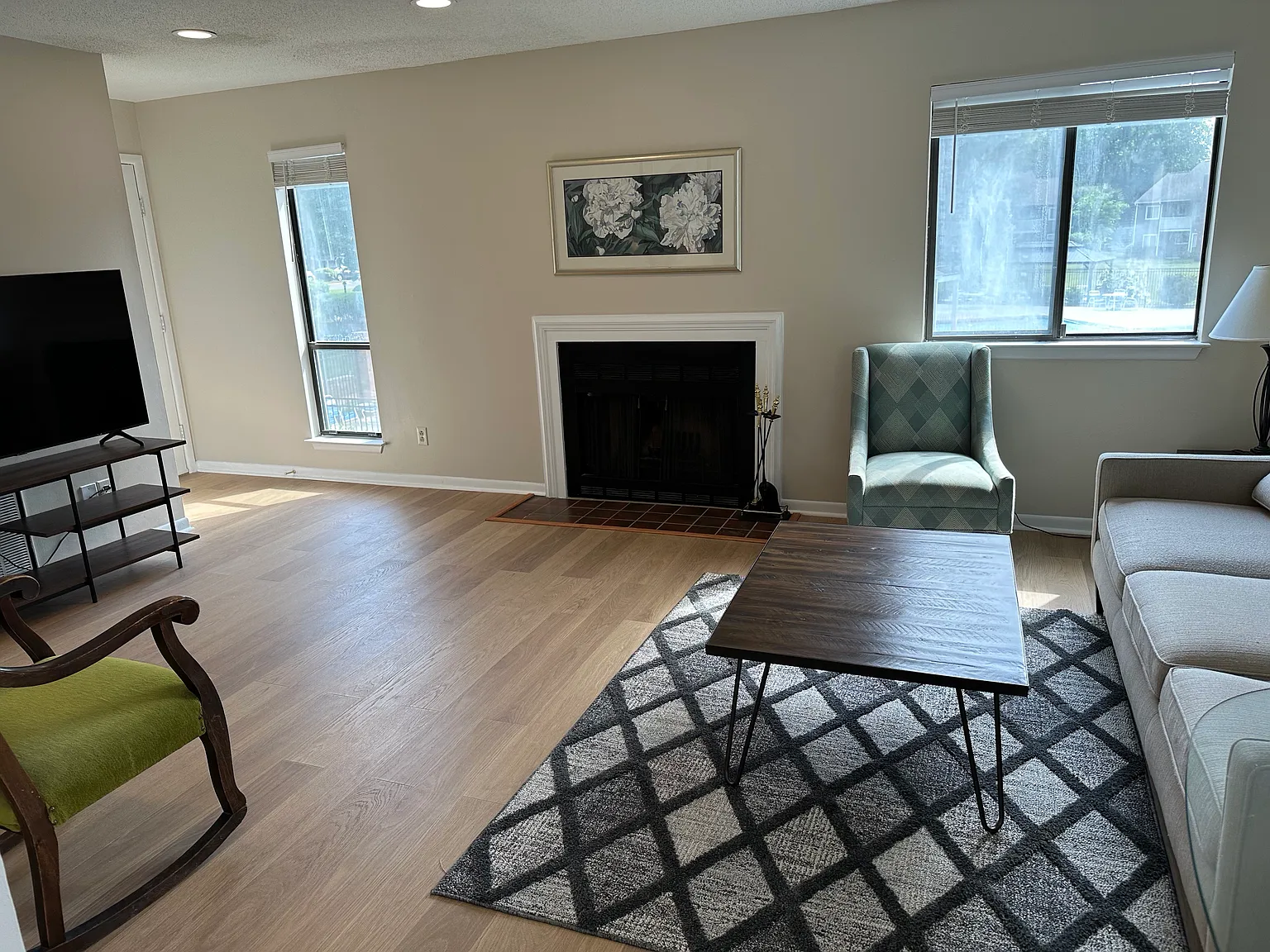 1 bed, 725 sqft, $1,995 — Photo 3