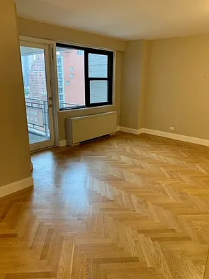 Rented by UES Management | media 20